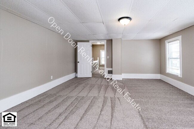 Building Photo - 229 E William St