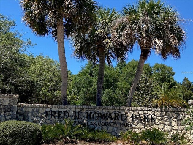 Building Photo - 656 Windrush Bay Dr