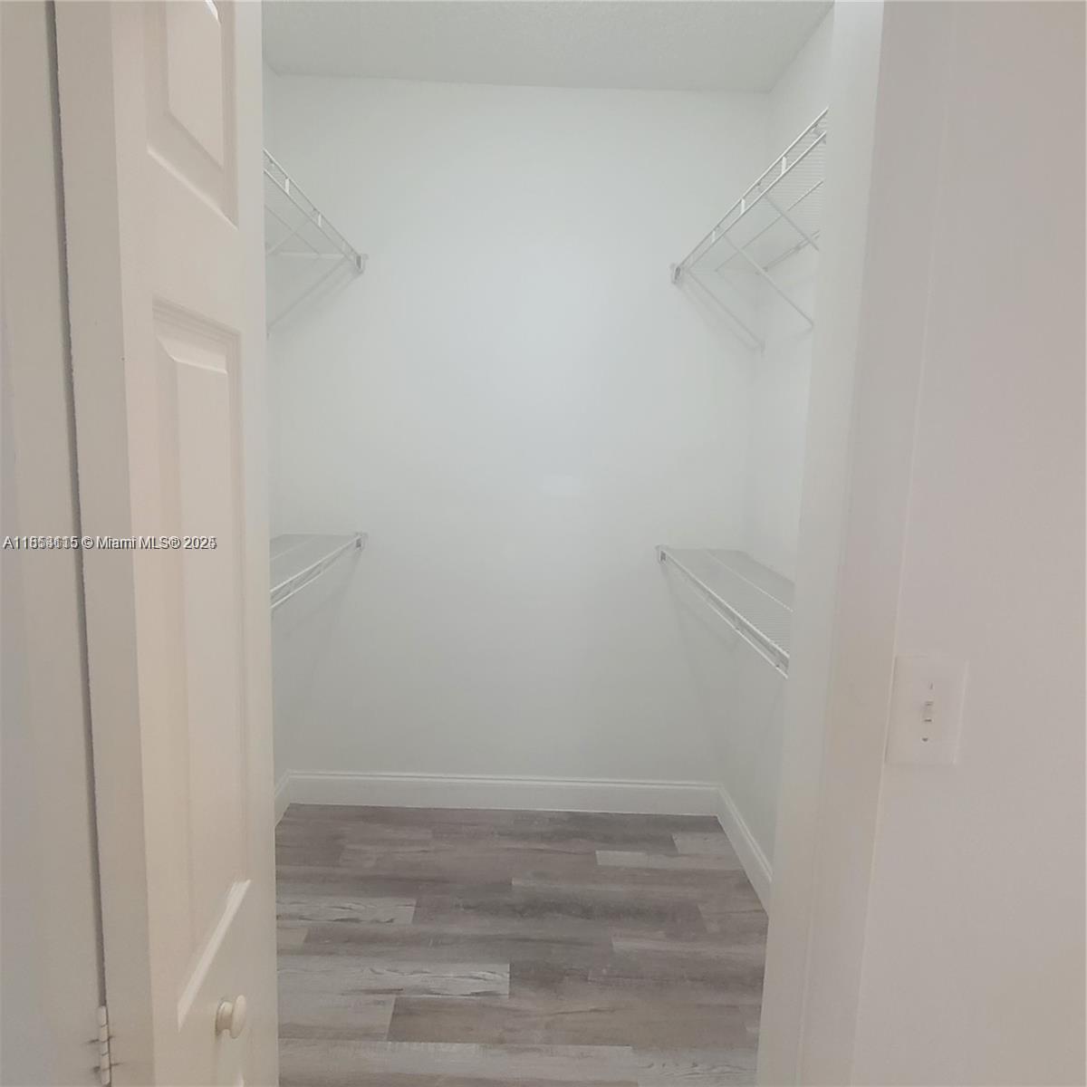 Building Photo - 2091 NW 96th Ter