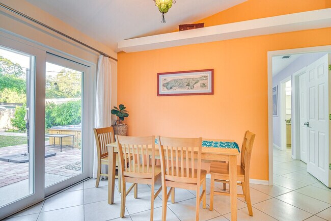 Building Photo - 7100 6th Ave N