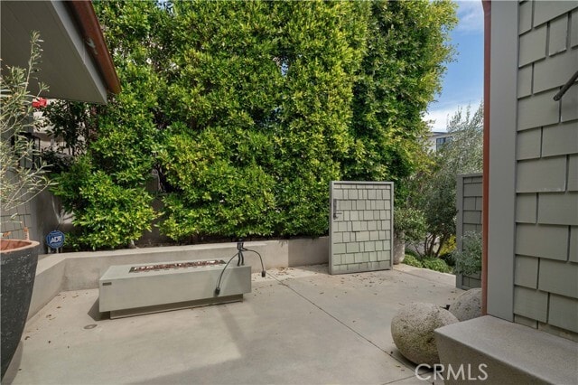 Building Photo - 998 Emerald Bay