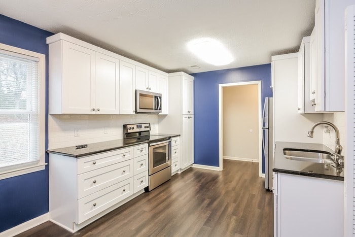 Building Photo - 122 Apollo Ave