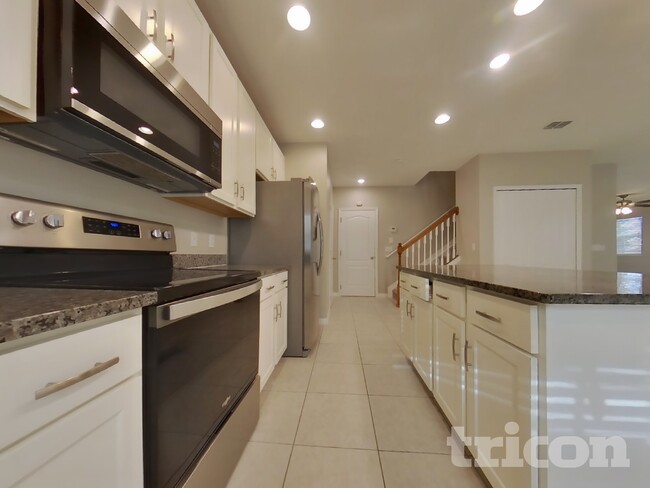 Building Photo - 15406 Taurus Ct