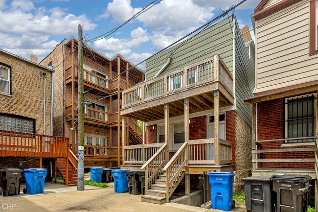 Building Photo - 1313 E Hyde Park Blvd