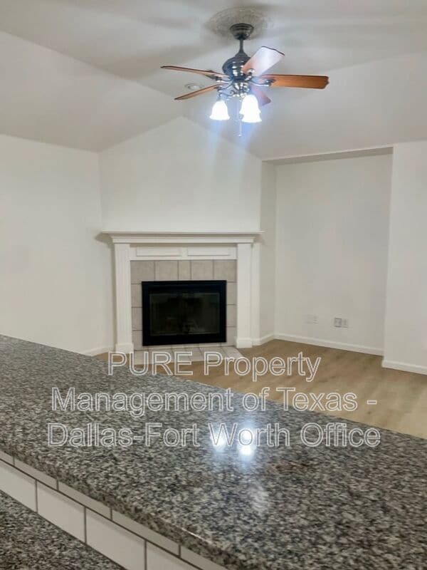 Building Photo - 3507 Blue Forest Dr
