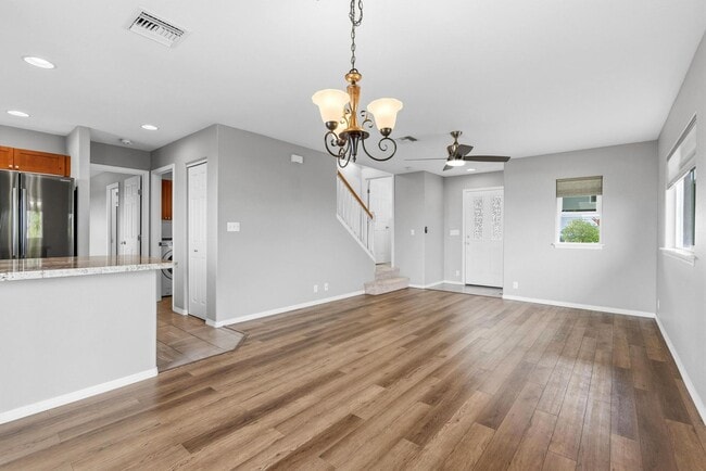 Building Photo - 4 bedroom, 2.5 bath with sweeping coastline views!