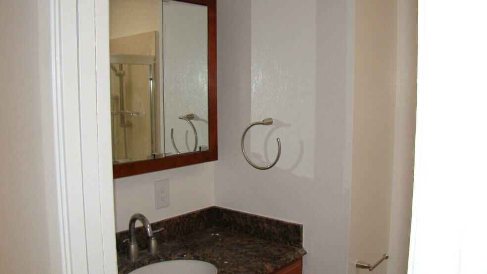 Building Photo - 5119 Silver Reef Dr