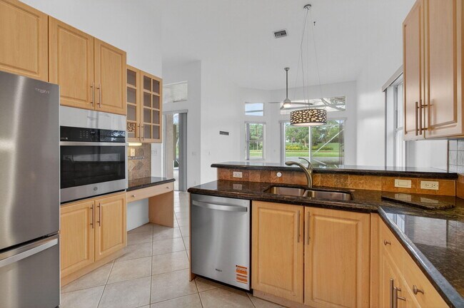 Building Photo - 7976 Monarch Ct