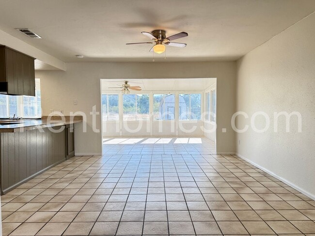 Building Photo - 15917 Arena Dr