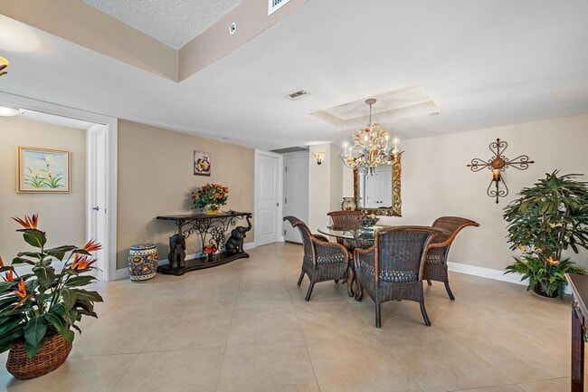 Building Photo - 3000 N Ocean Dr