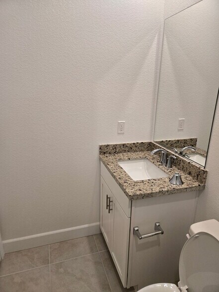 Building Photo - 10723 Bullock Ct