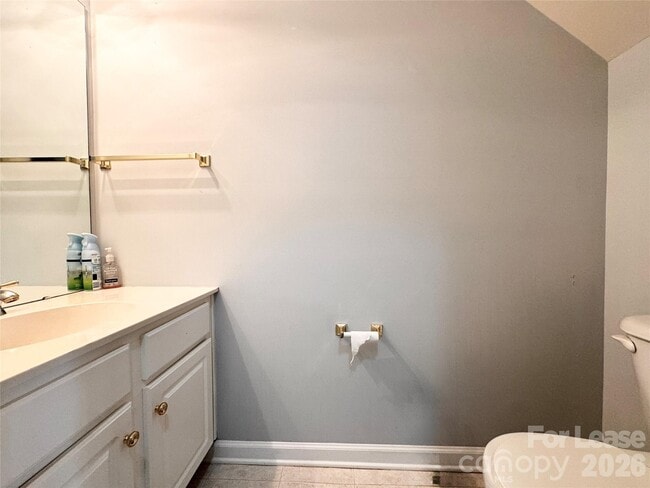 Building Photo - 10415 Winslet Dr