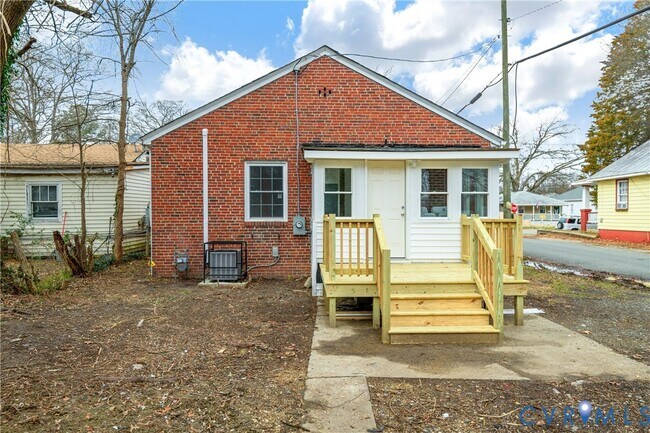 Building Photo - 3500 Decatur St