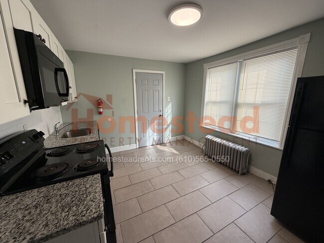 Building Photo - 1101 Washington St