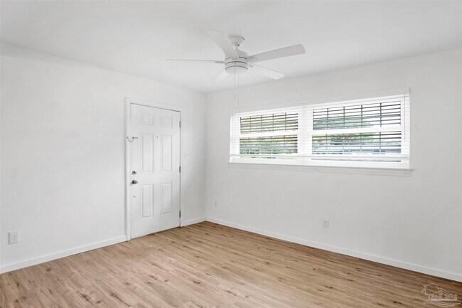 Building Photo - 51 Adkinson Dr