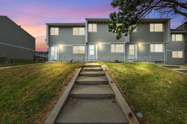 Building Photo - 1810 S Cleveland Ave