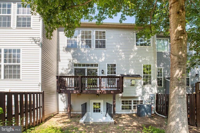 Building Photo - 15519 Exmore Ct