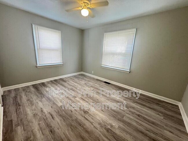 Building Photo - 8239 Fay Dr
