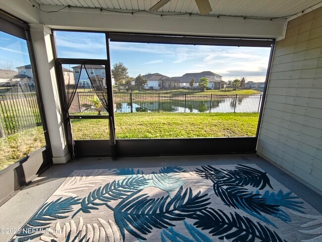 Building Photo - 1876 Amberly Dr