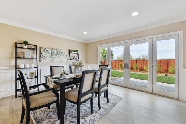 Building Photo - 1423 Piedmont Rd