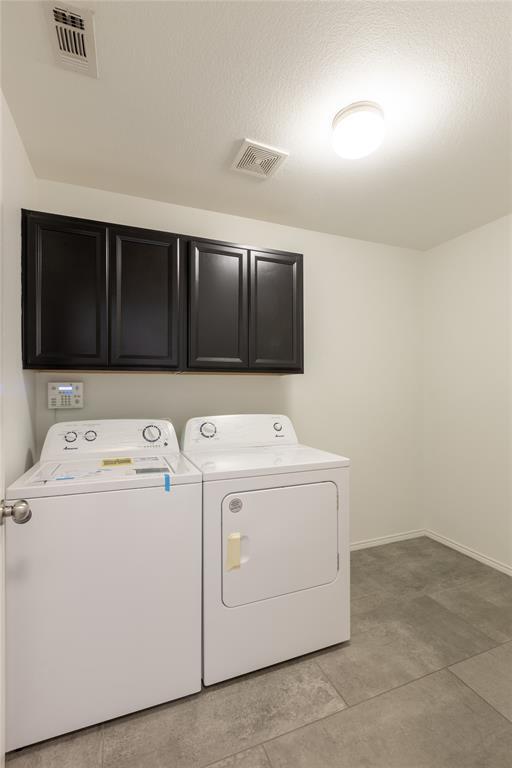 Building Photo - 3105 Adrian Creek Dr