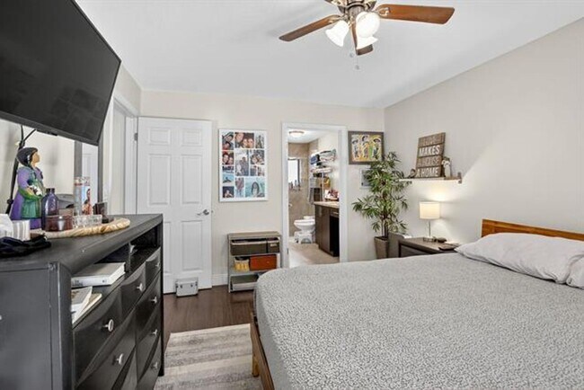 Building Photo - 691 Willow Grove Terrace