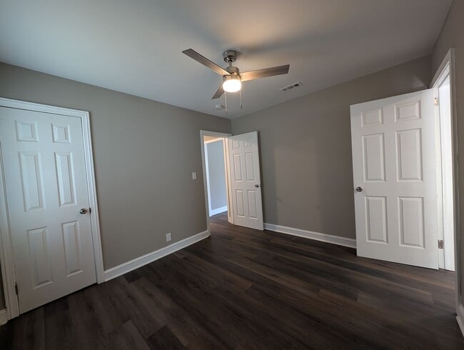 Building Photo - Newly renovated ranch-style home located in Rock Hill!