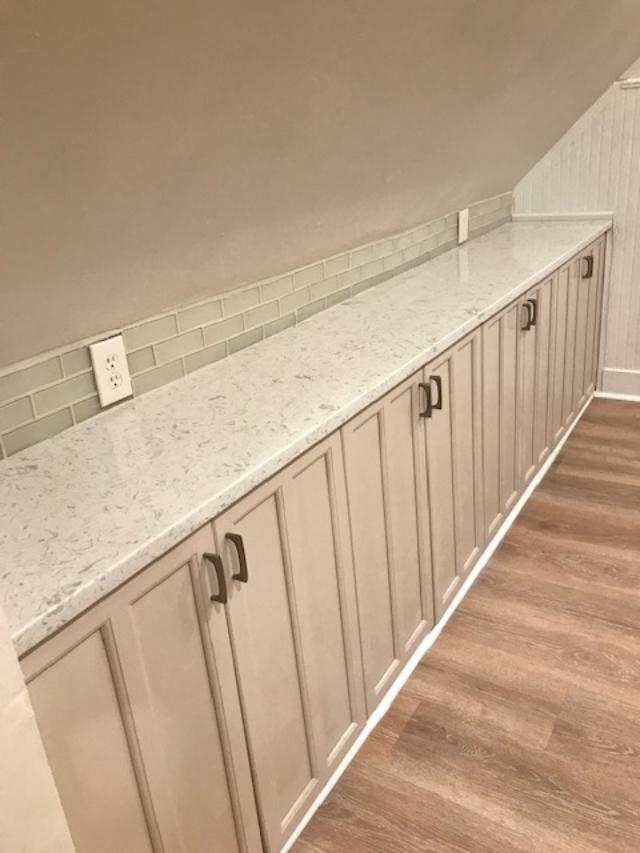 Quartz counters and glass backsplash - 769 Delta Ave