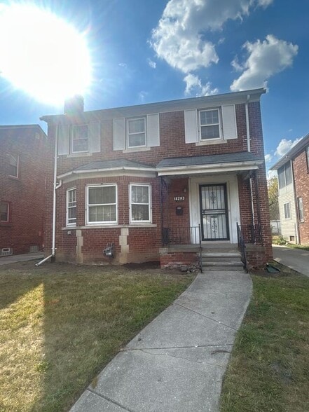 Primary Photo - 18293 Littlefield St