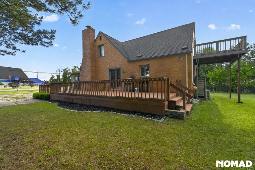 Building Photo - 8315 Hilton Rd