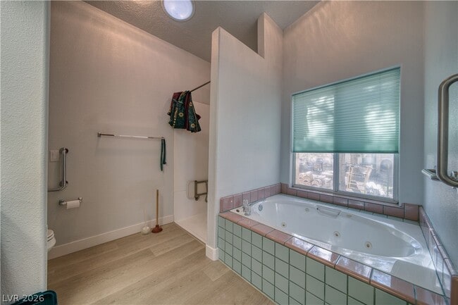 Building Photo - 3000 Pebble Beach Ave