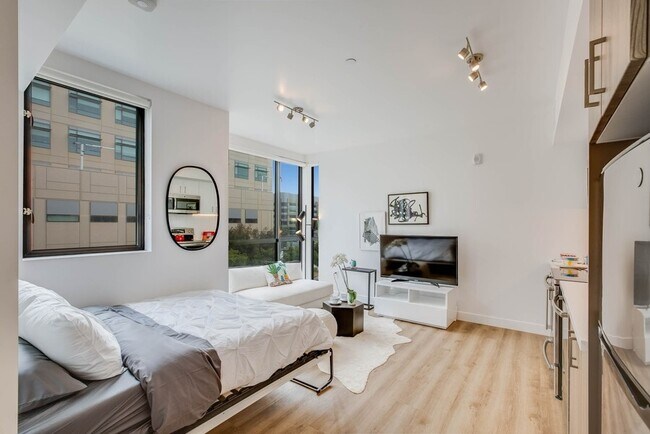 Building Photo - 601 Tennessee St