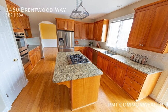 Building Photo - 1460 Brentwood Way