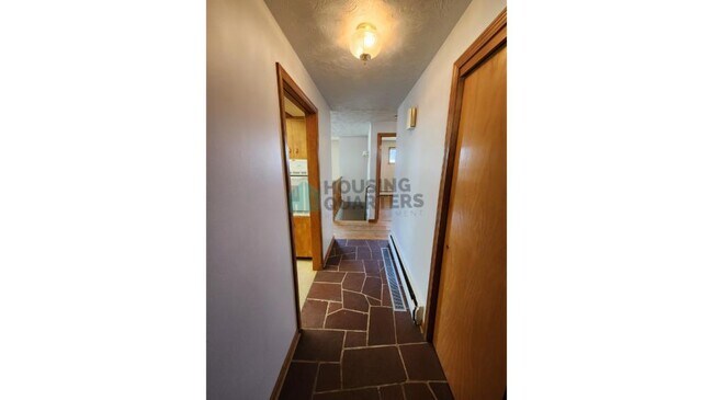 Building Photo - 2631 W Dell Dr
