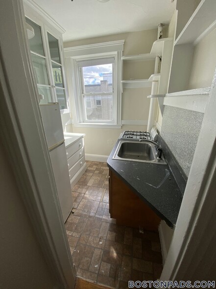 Building Photo - 1185 Boylston St