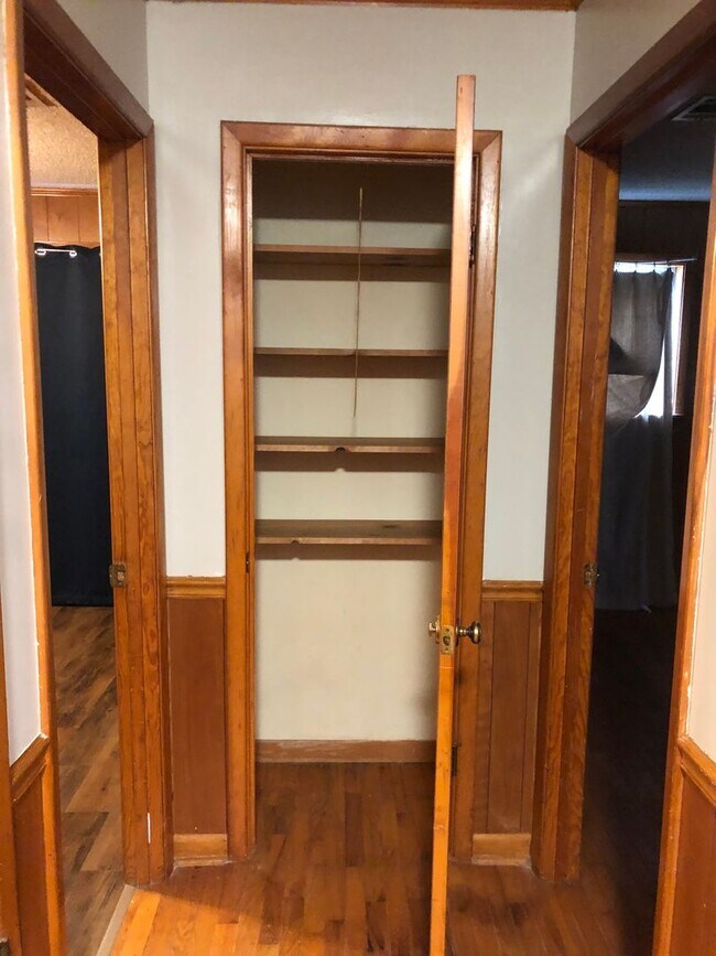 Building Photo - Charming Single-Story Home on a Spacious Lot