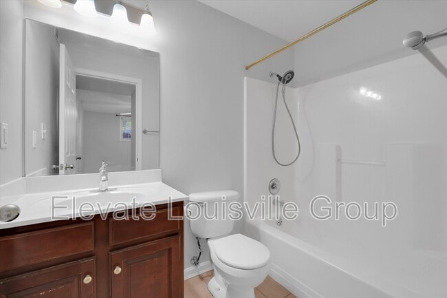Building Photo - 739 N Hite Ave