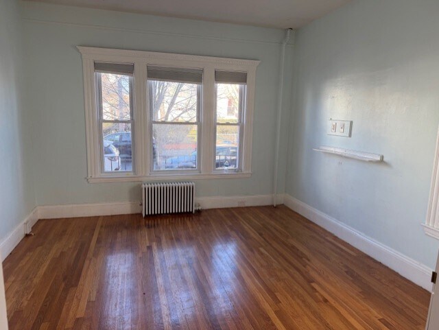 Building Photo - 29 Locust St