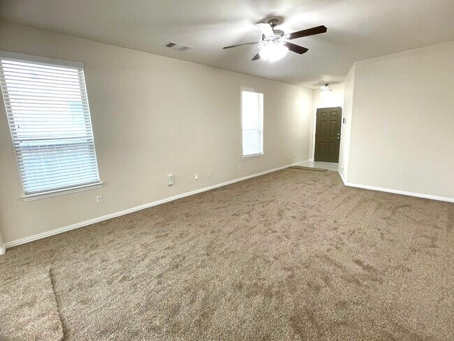 Building Photo - 1518 Summer City Dr