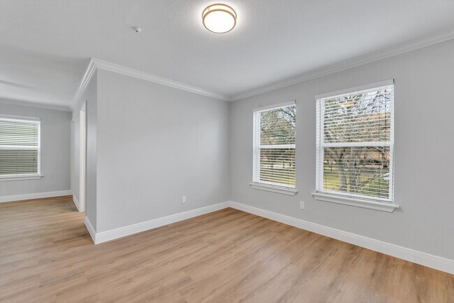 Building Photo - 1829 Bering Dr