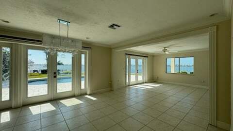 Building Photo - 7692 Cove Terrace