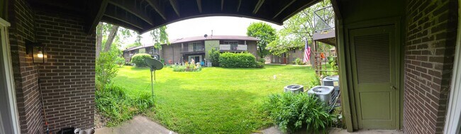 Building Photo - 2500 Topsfield Rd