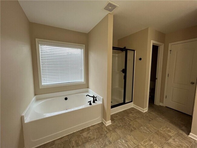 Building Photo - 4713 Clarkstone Dr