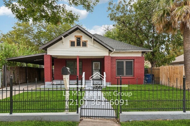 Building Photo - 622 Denver Blvd