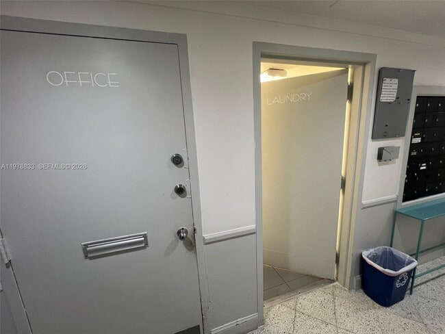 Building Photo - 1390 Ocean Dr