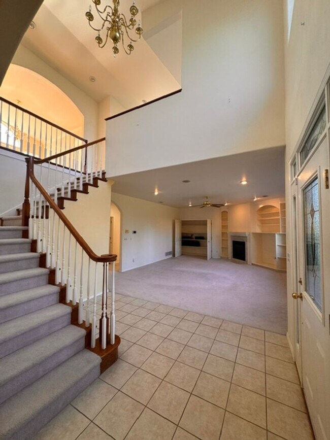 Building Photo - 10100 Zermatt Cir