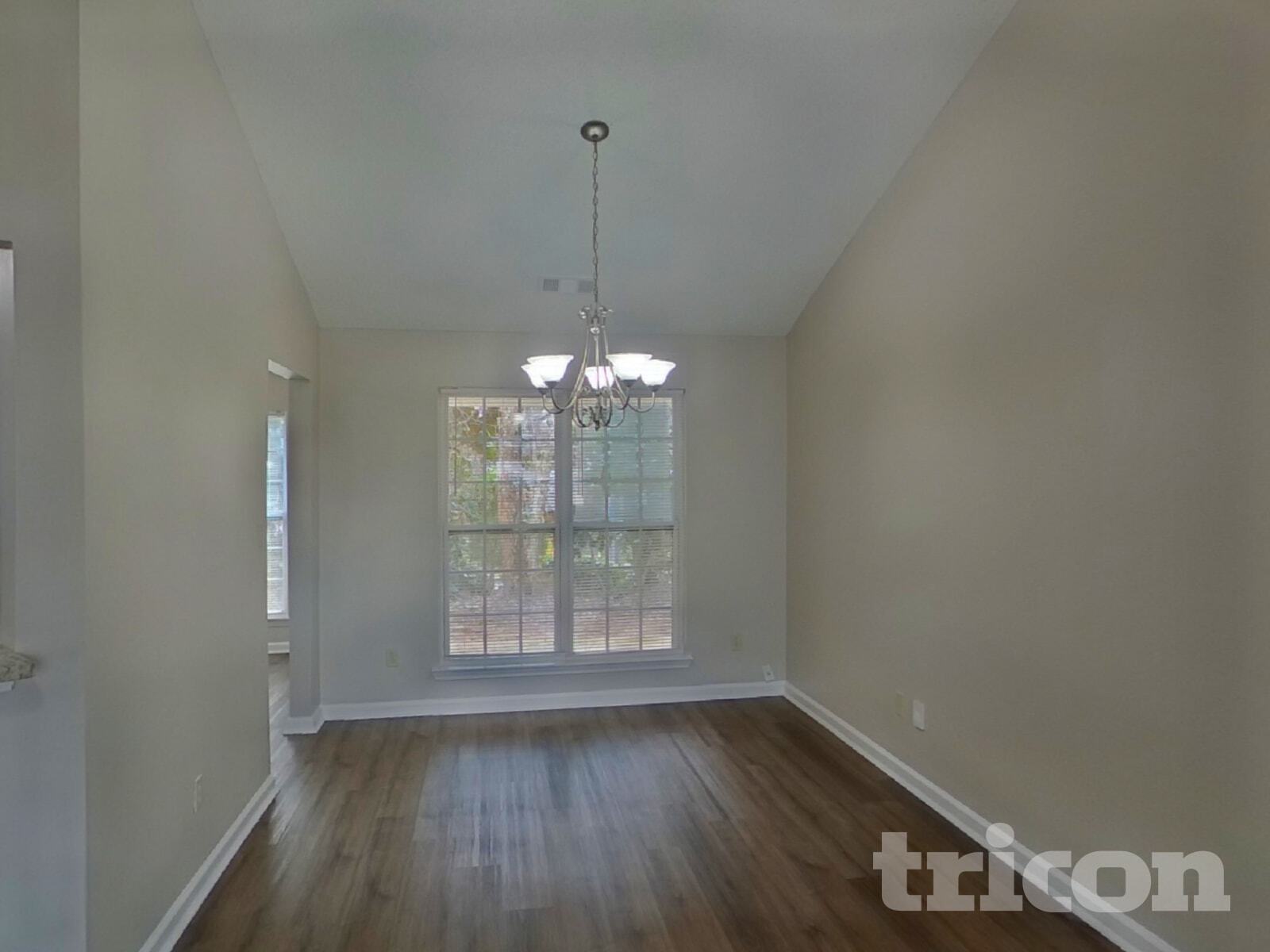 Building Photo - 4875 Larkspur Ln