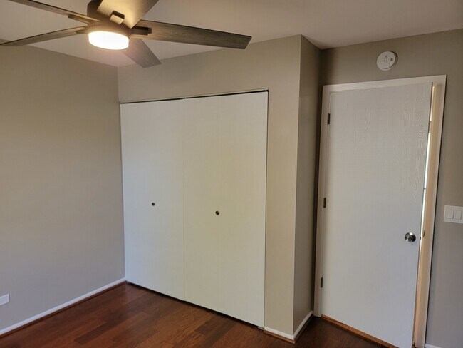 Building Photo - 102 Stirling Ln