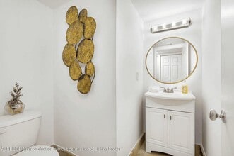 Building Photo - 3701 S Flagler Dr