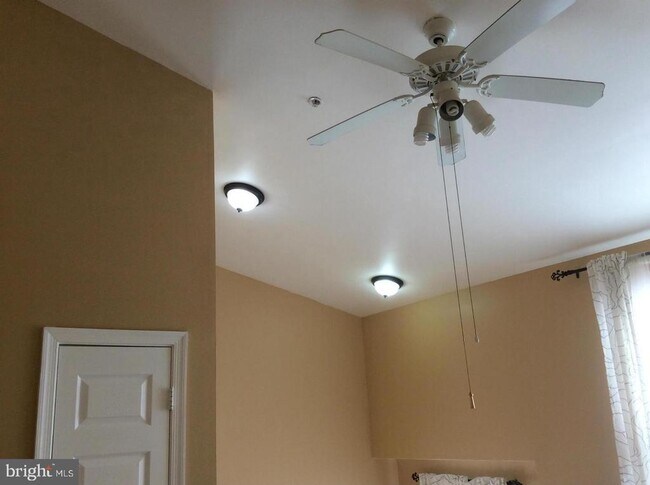 Building Photo - 14505 Hampshire Hall Ct